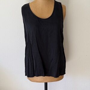 Lunya sz M black silk Sleeveless Women's Top layered back detail good condition
